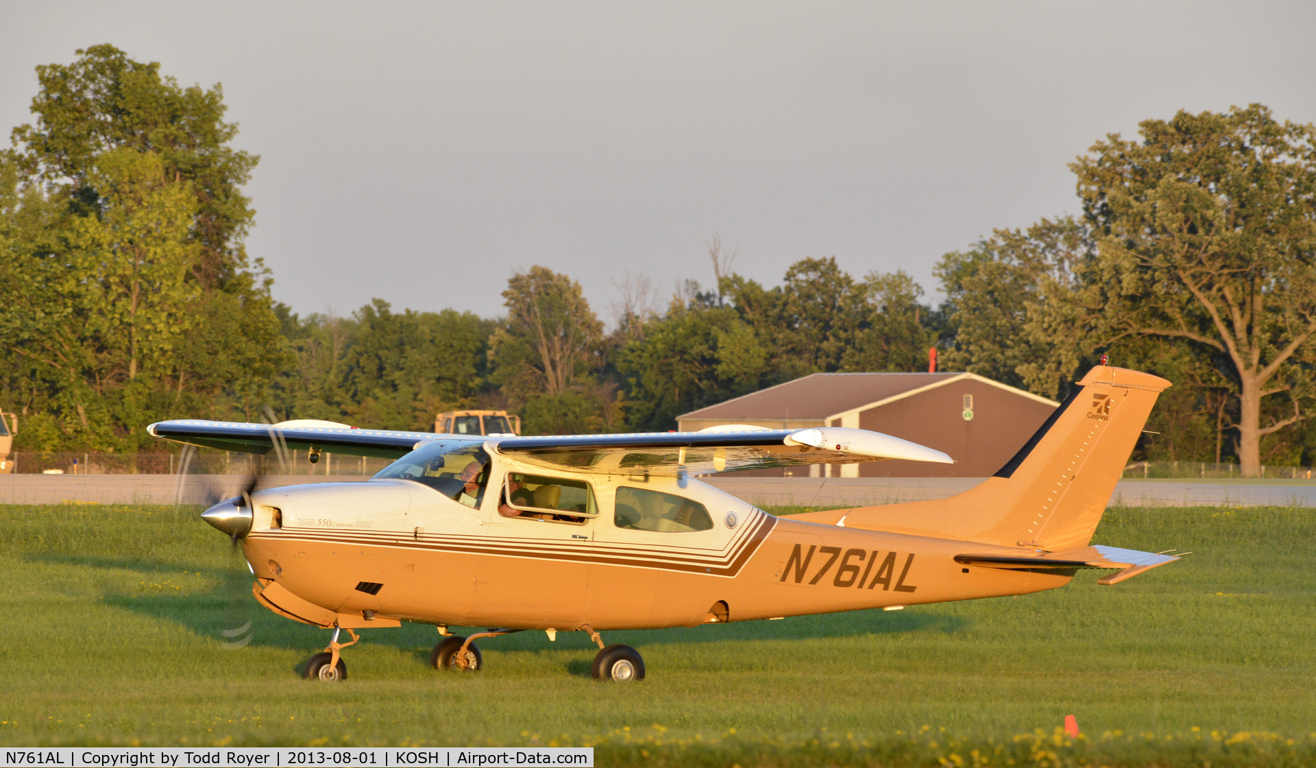 N761AL, 1977 Cessna 210M Centurion C/N 21062101, Airventure 2013