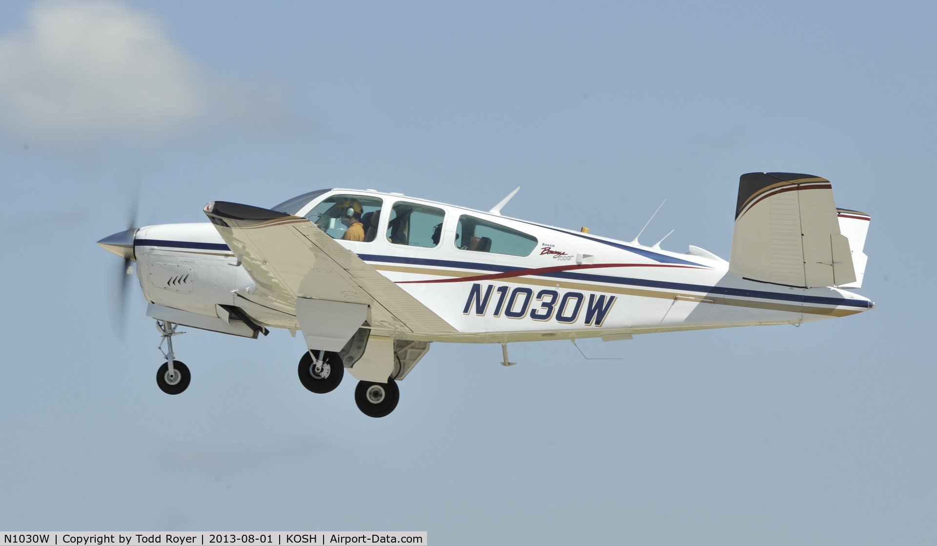 N1030W, 1973 Beech V35B Bonanza C/N D-9452, Airventure 2013