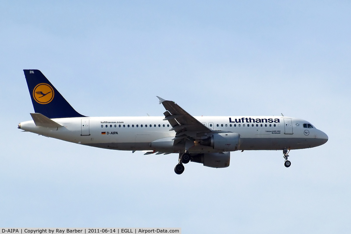 D-AIPA, 1989 Airbus A320-211 C/N 0069, Airbus A320-211 [0069] (Lufthansa) Home~G 14/06/2011. On approach 27L.