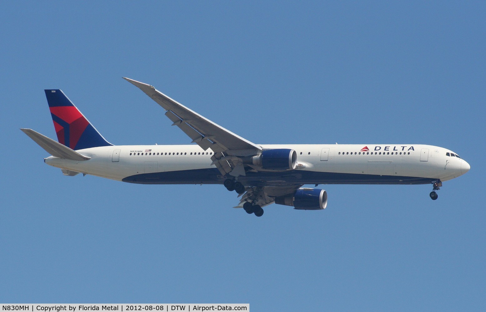 N830MH, 2000 Boeing 767-432/ER C/N 29701, Delta 767-400