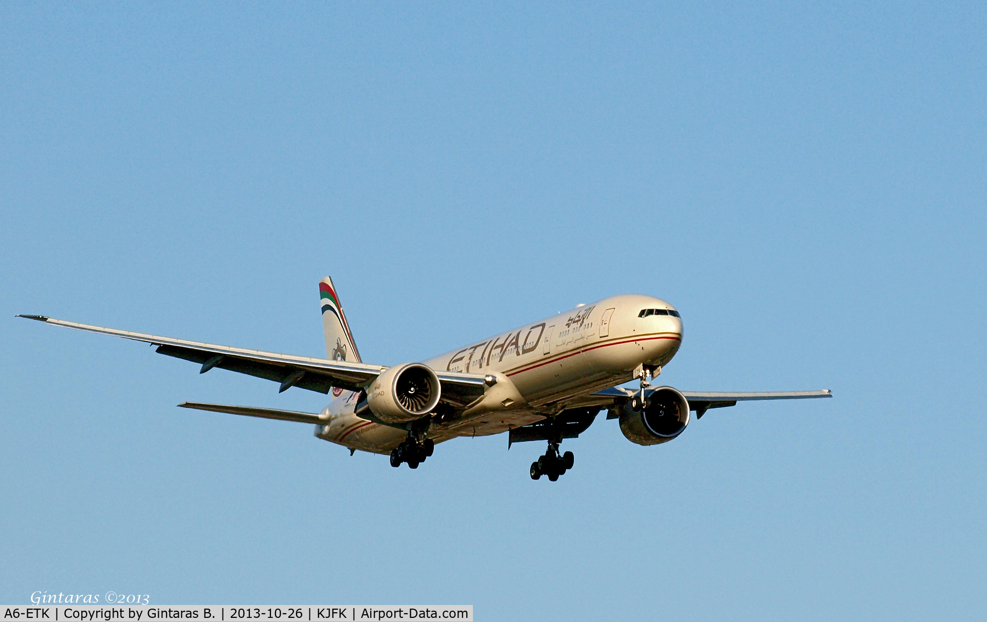 A6-ETK, 2012 Boeing 777-3FX/ER C/N 39686, Going to a landing on 22L @ JFK