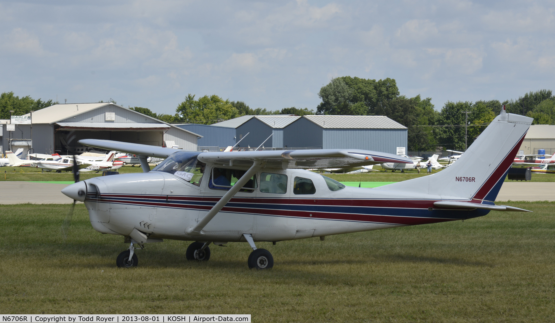N6706R, 1965 Cessna T210F Turbo Centurion C/N T210-0106, Airventure 2013
