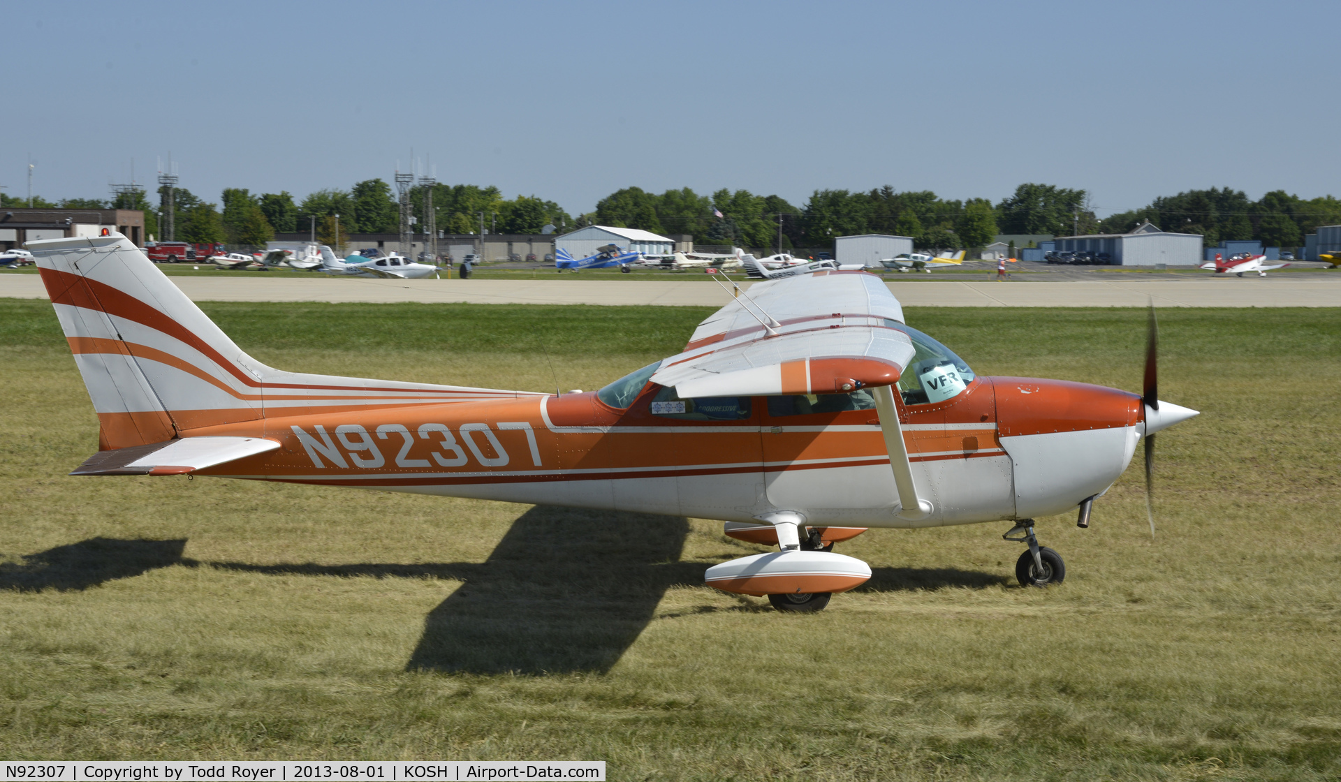N92307, 1973 Cessna 172M C/N 17261558, Airventure 2013