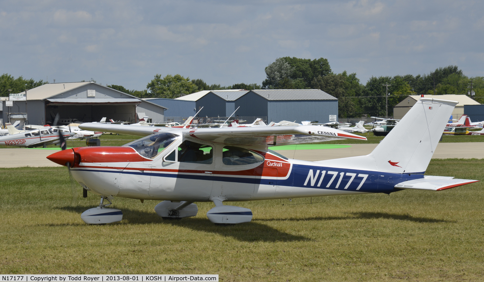 N17177, 1976 Cessna 177B Cardinal C/N 17702510, Airventure 2013