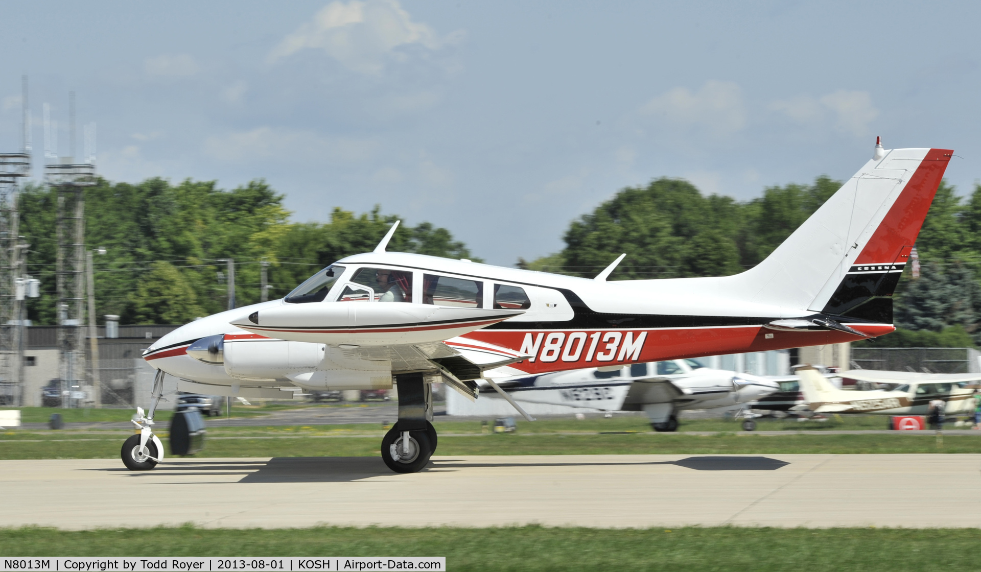N8013M, 1964 Cessna 310I C/N 310I0013, Airventure 2013