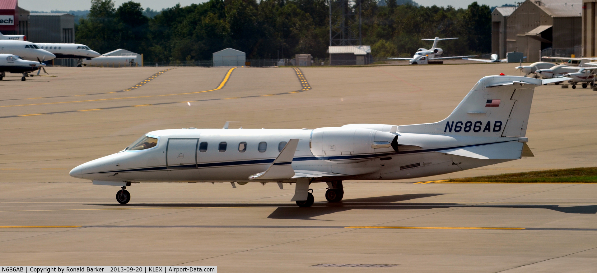 N686AB, 2002 Learjet Inc 31A C/N 239, Lexington