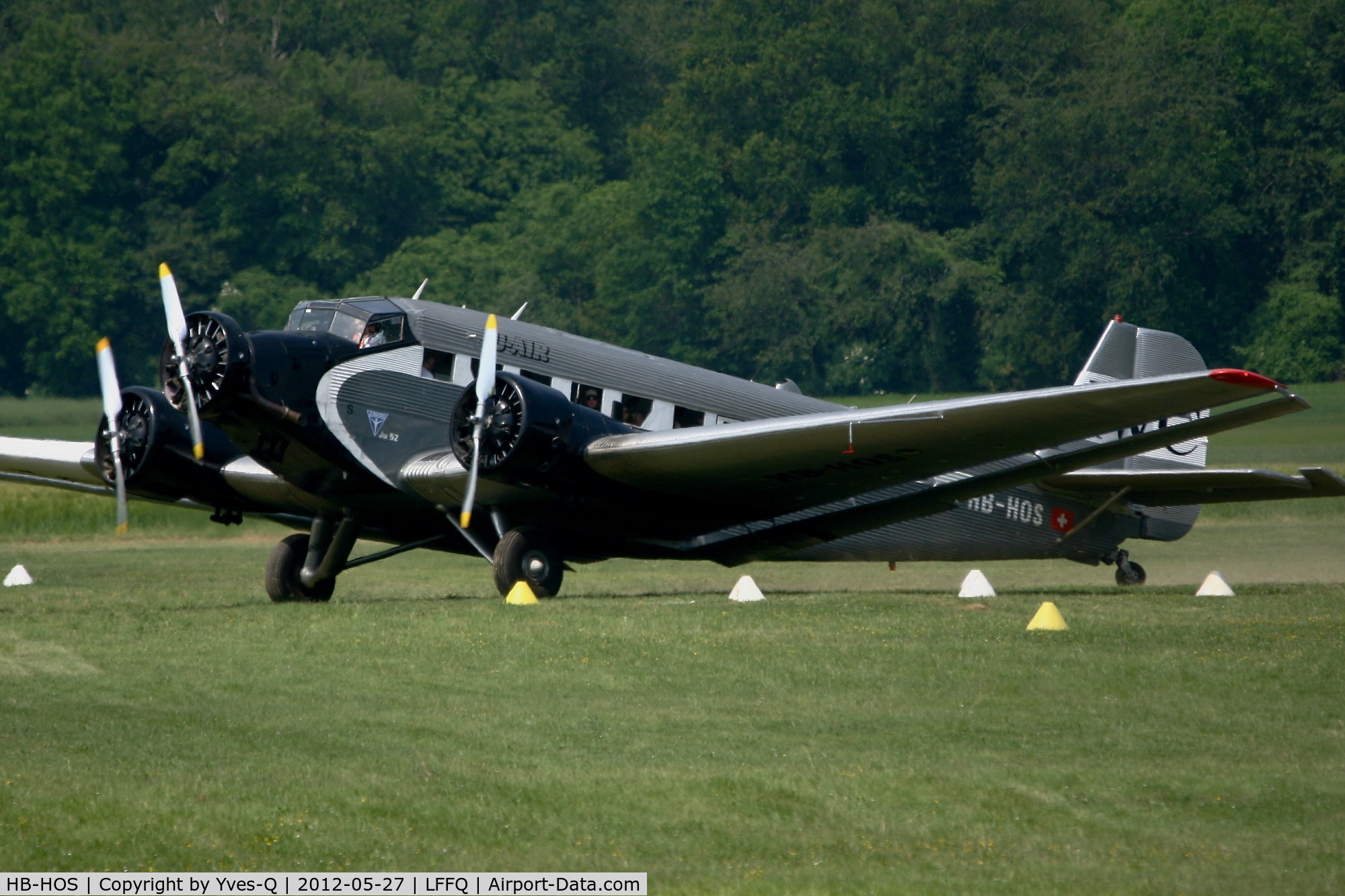 HB-HOS, 1939 Junkers Ju-52/3m g4e C/N 6580, Junkers Ju-52 3m g4e, La Ferte-Alais Airfield (LFFQ) Air show 2012