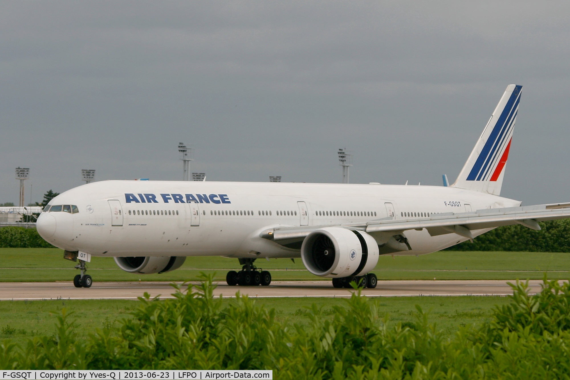 F-GSQT, 2007 Boeing 777-328/ER C/N 32846, Boeing 777-328 (ER)  After Landing Rwy 26, Paris-Orly Airport (LFPO-ORY)