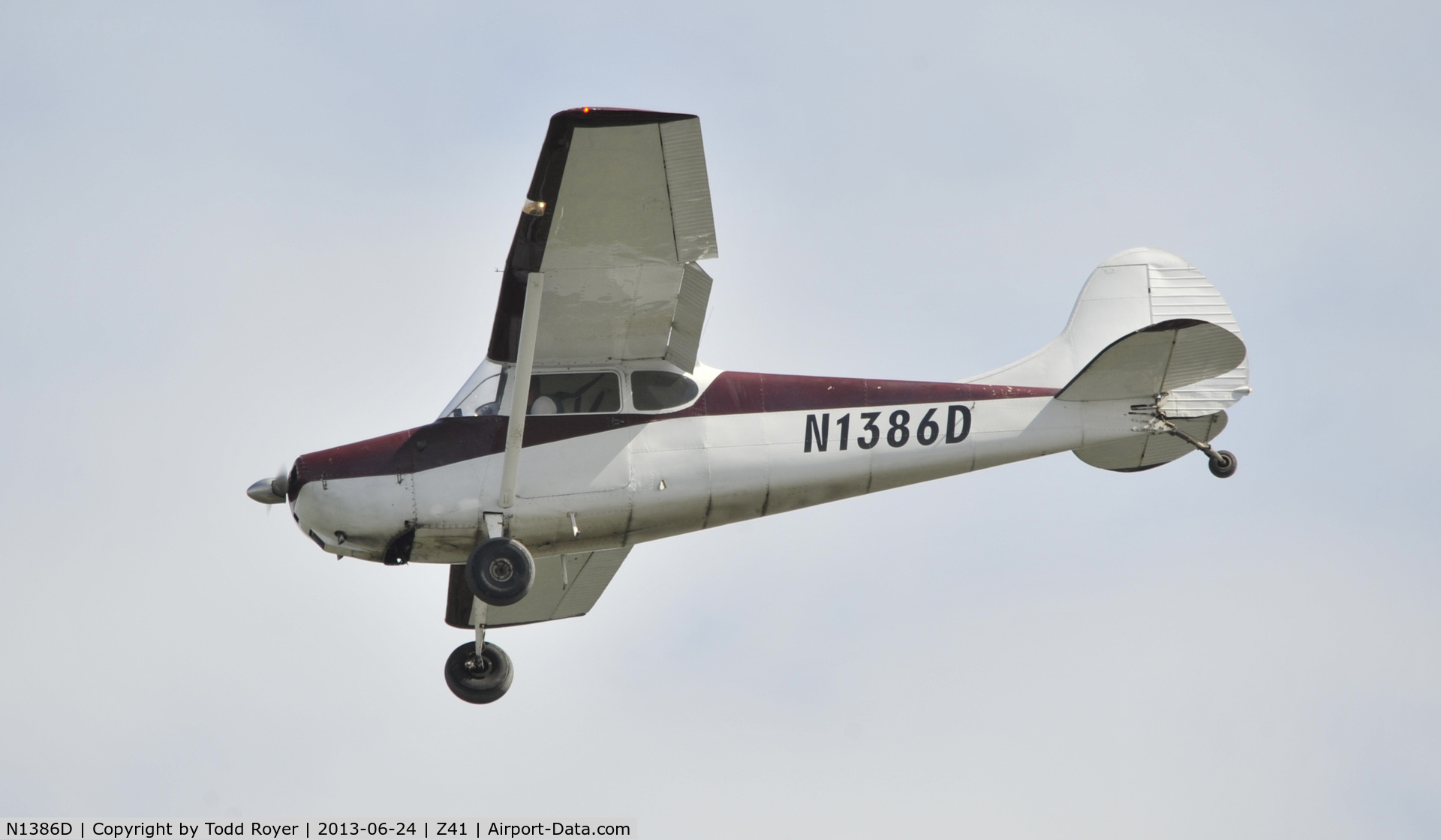 N1386D, 1951 Cessna 170A C/N 20109, Landing at Lake Hood Strip