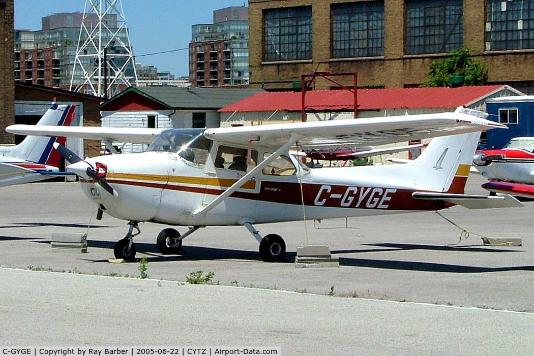 C-GYGE, 1976 Cessna 172N C/N 17268118, Cessna 172N Skyhawk [172-68118] Toronto-City Centre Airport~C 22/06/2005