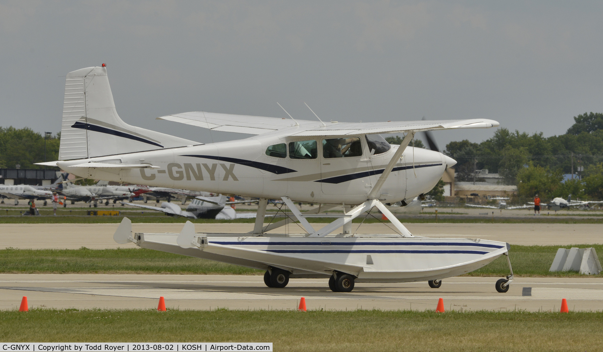 C-GNYX, 1976 Cessna A185F Skywagon 185 C/N 18503242, Airventure 2013