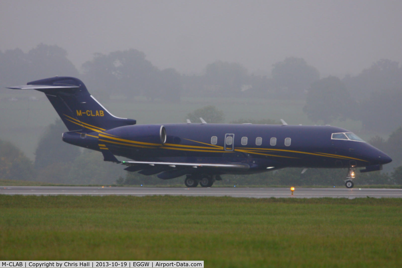 M-CLAB, 2009 Bombardier Challenger 300 (BD-100-1A10) C/N 20271, Shamrock Trading