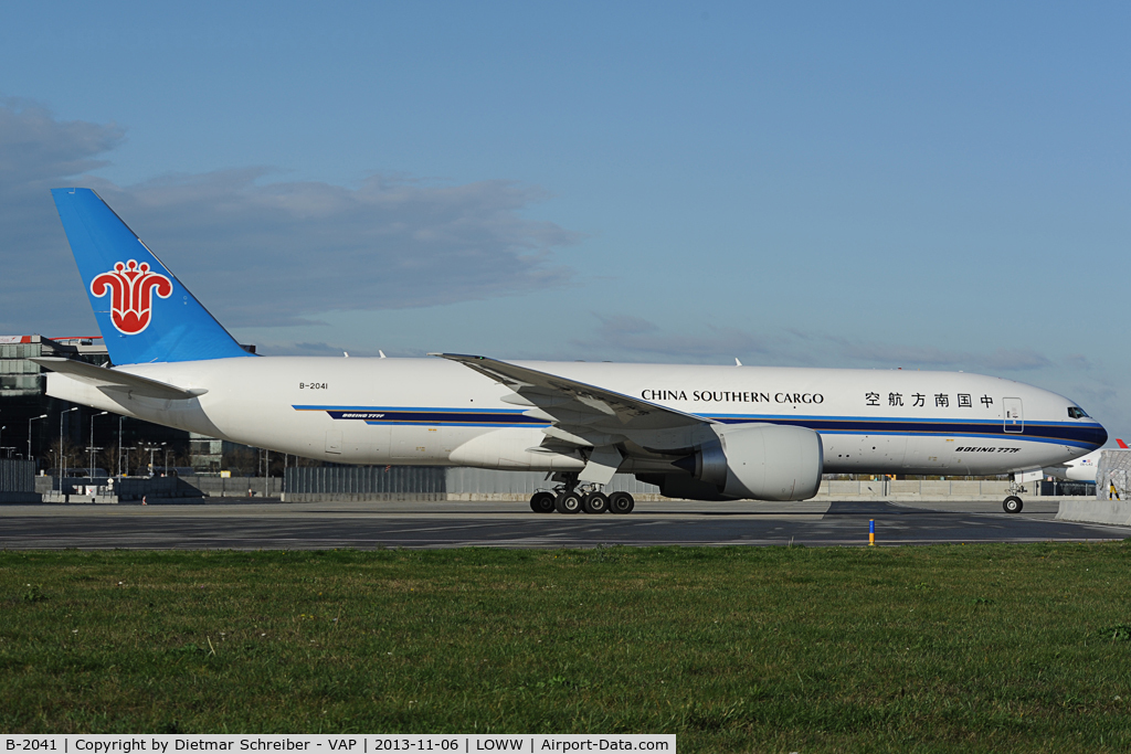 B-2041, 2013 Boeing 777-F1B C/N 41632, China Southern Boeing 777-200