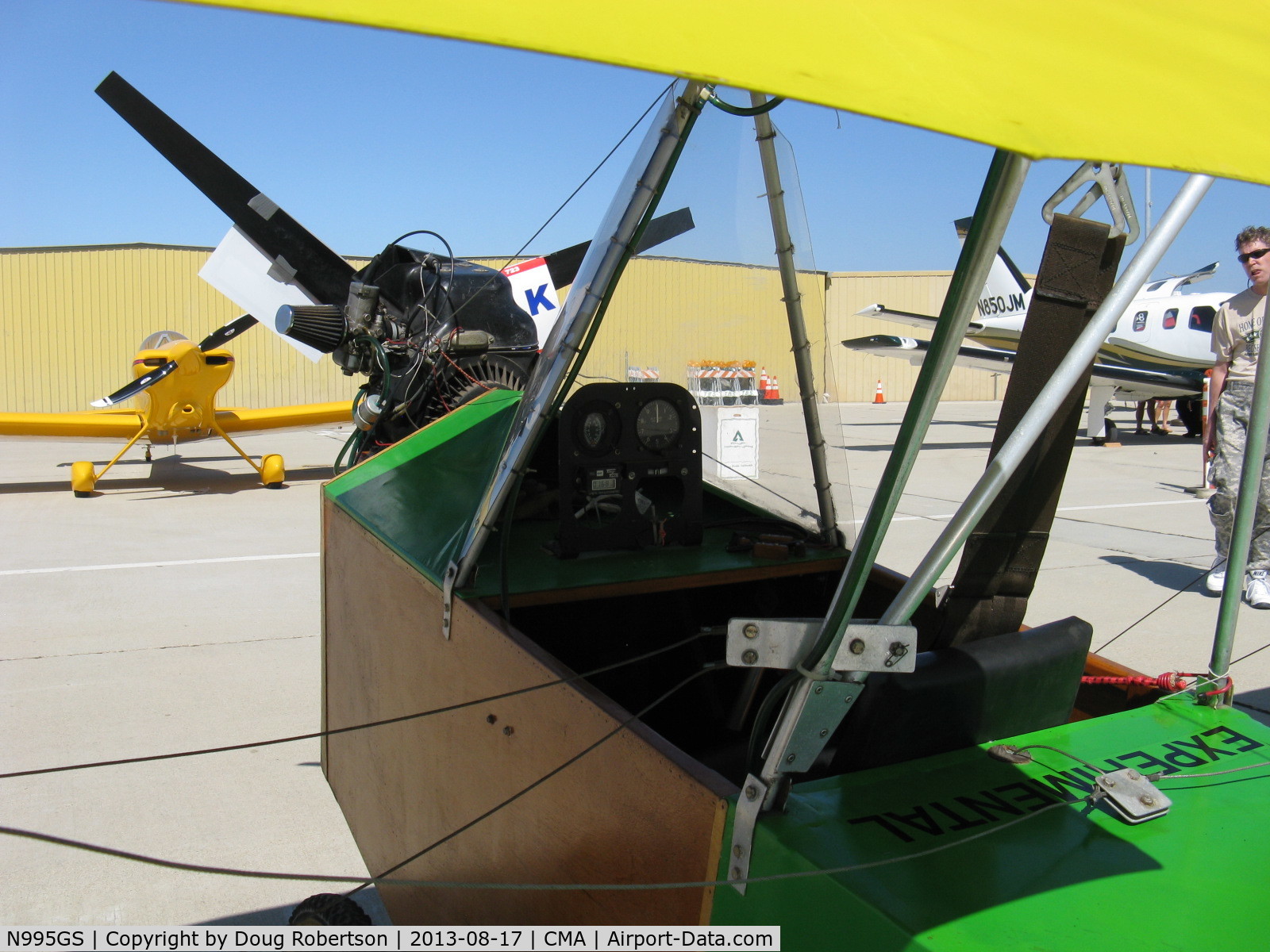 N995GS, 1999 Butterfly Aero Banty C/N 1285, 1999 Butterfly Aero BANTY Ultralight Experimental, Rotax 277 26 Hp @ 6,250 rpm single cylinder air-cooled two-stroke with integral reduction drive, single seat, panel