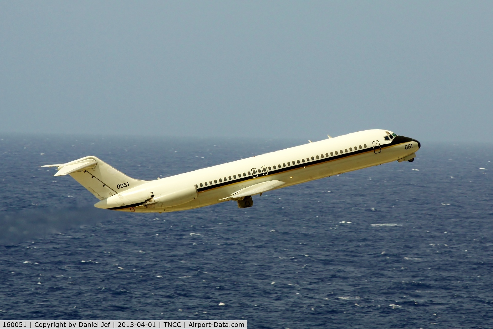 160051, 1976 McDonnell Douglas C-9B Skytrain II C/N 47700, 160051