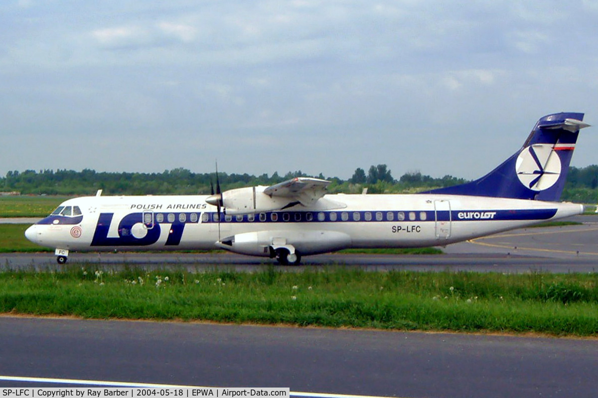 SP-LFC, 1992 ATR 72-202 C/N 272, Aerospatiale ATR-72-202 [272] (Eurolot) Warsaw-Okecie (Frederic Chopin)~SP 18/05/2004