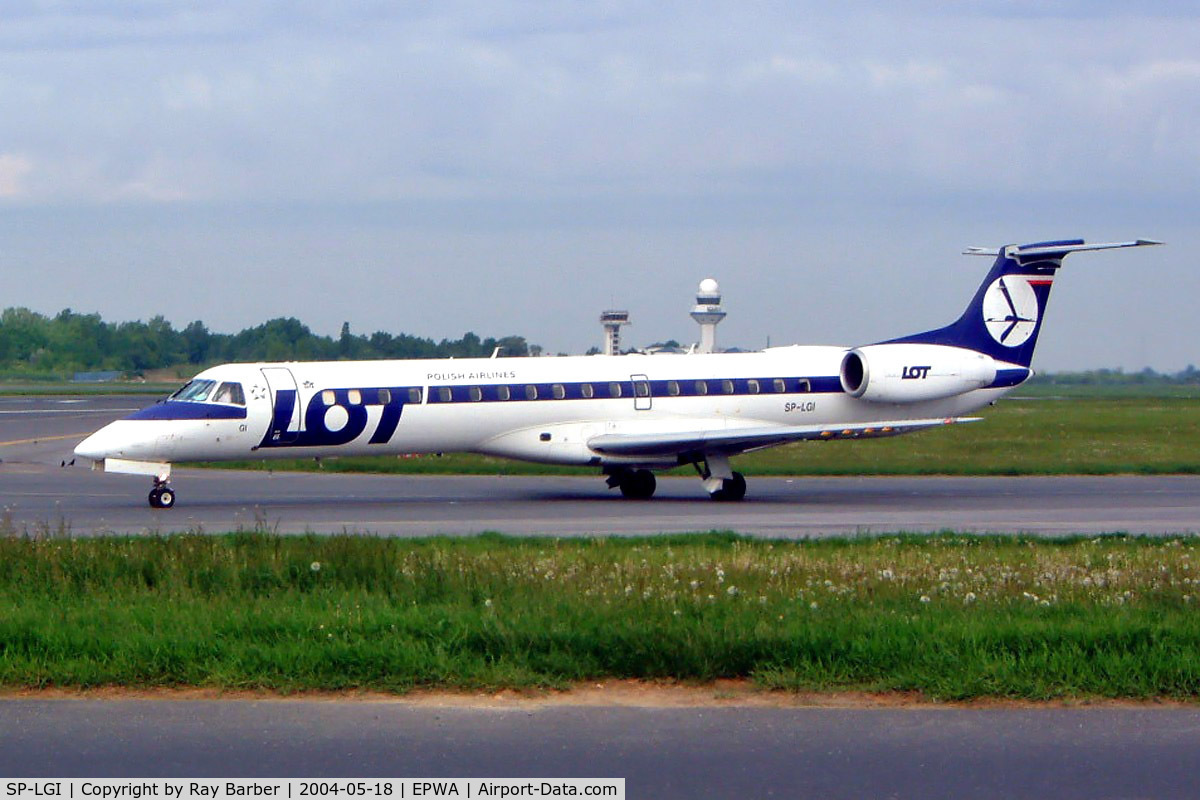 SP-LGI, 2000 Embraer ERJ-145MP (EMB-145MP) C/N 145336, Embraer ERJ-145MP [145336] (LOT Polish Airlines) Warsaw-Okecie (Frederic Chopin)~SP 18/05/2004