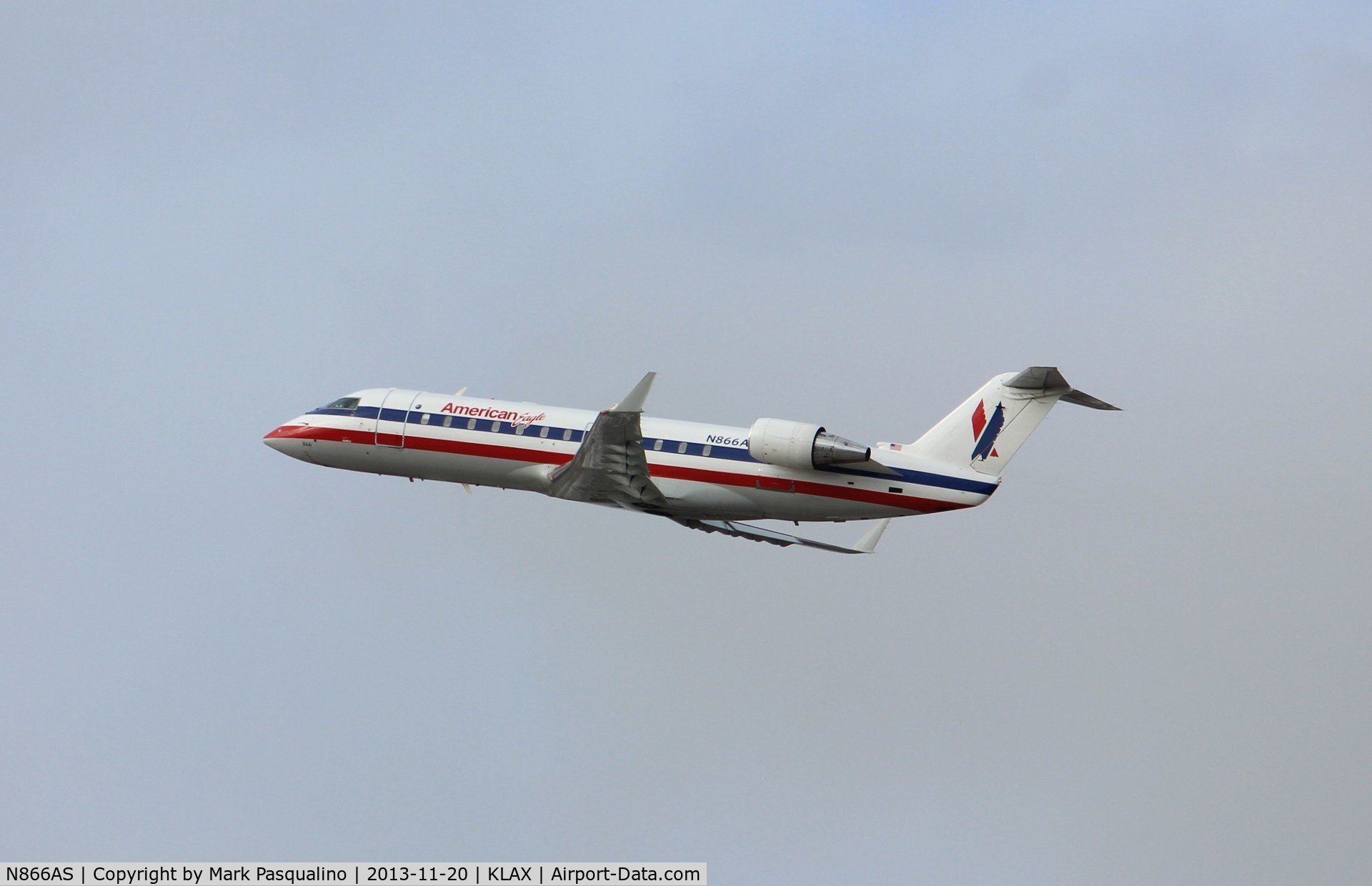 N866AS, 2001 Bombardier CRJ-200ER (CL-600-2B19) C/N 7517, CL-600-2B19