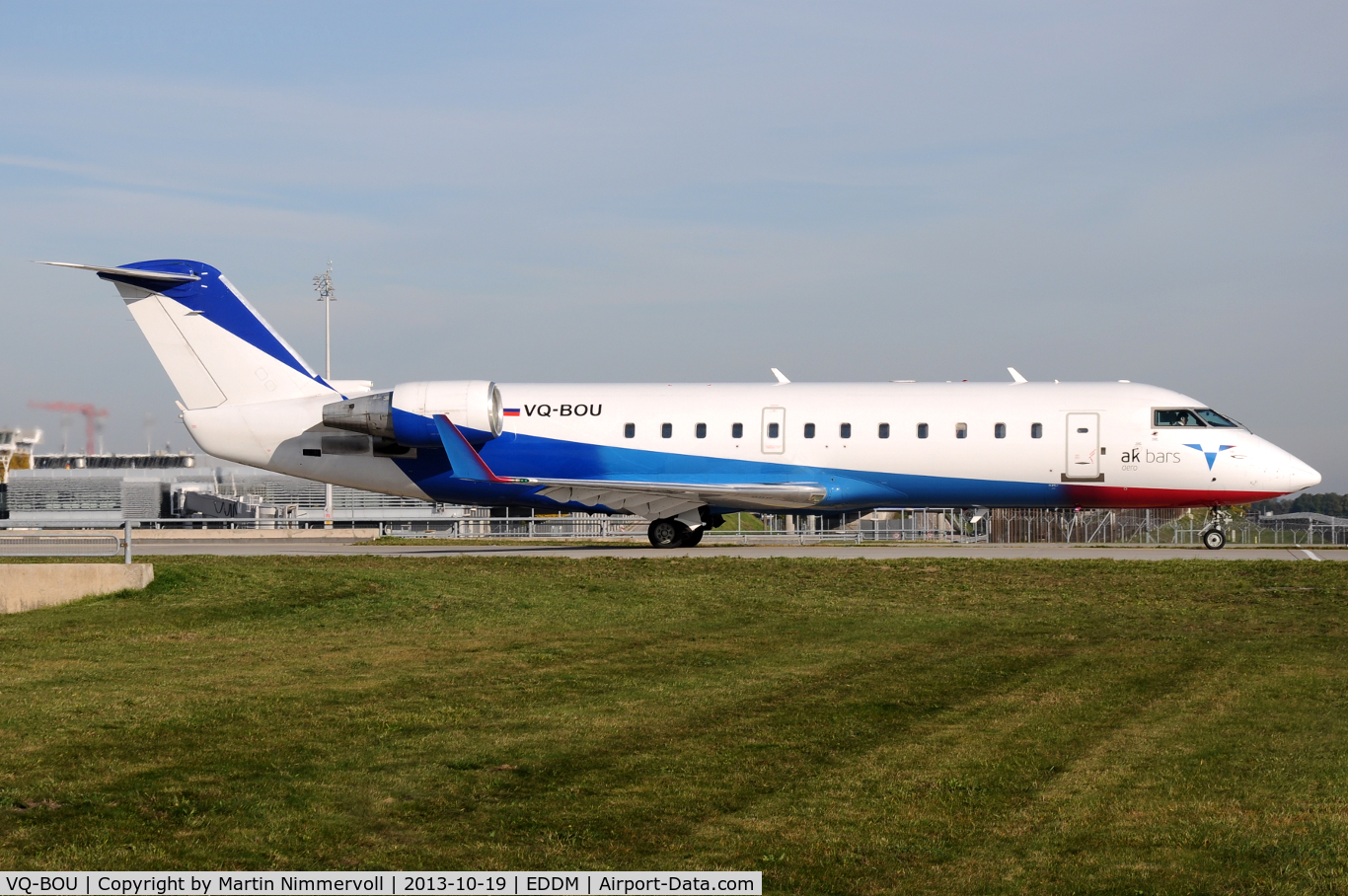 VQ-BOU, 2001 Bombardier CRJ-200ER (CL-600-2B19) C/N 7535, Ak Bars Aero