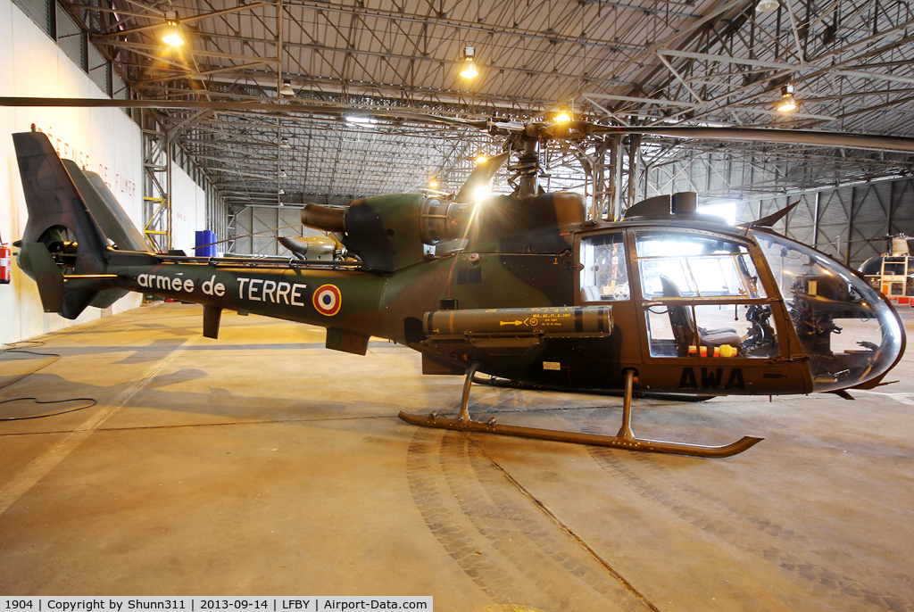 1904, Aérospatiale SA-342M Gazelle C/N 3904, Preserved inside Dax ALAT Museum... Was stored at Montauban Air Base...