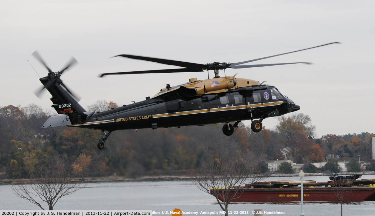 20202, Sikorsky VH-60M C/N Not found 20202, Lift off at Naval Academy.