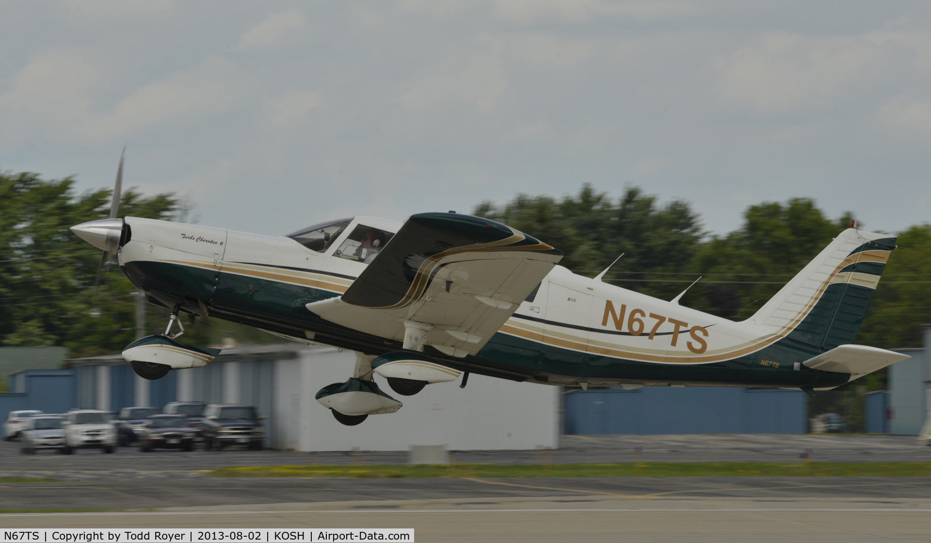 N67TS, 1967 Piper PA-32-260 Cherokee Six C/N 32-874, Airventure 2013