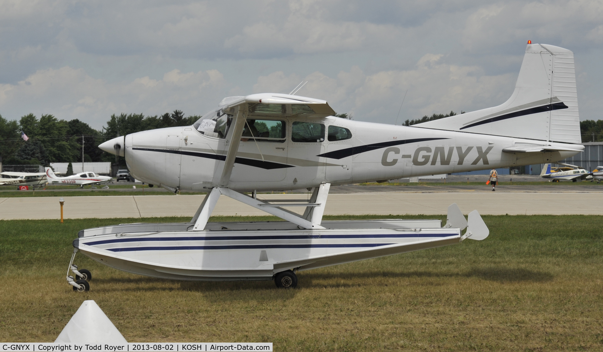 C-GNYX, 1976 Cessna A185F Skywagon 185 C/N 18503242, Airventure 2013