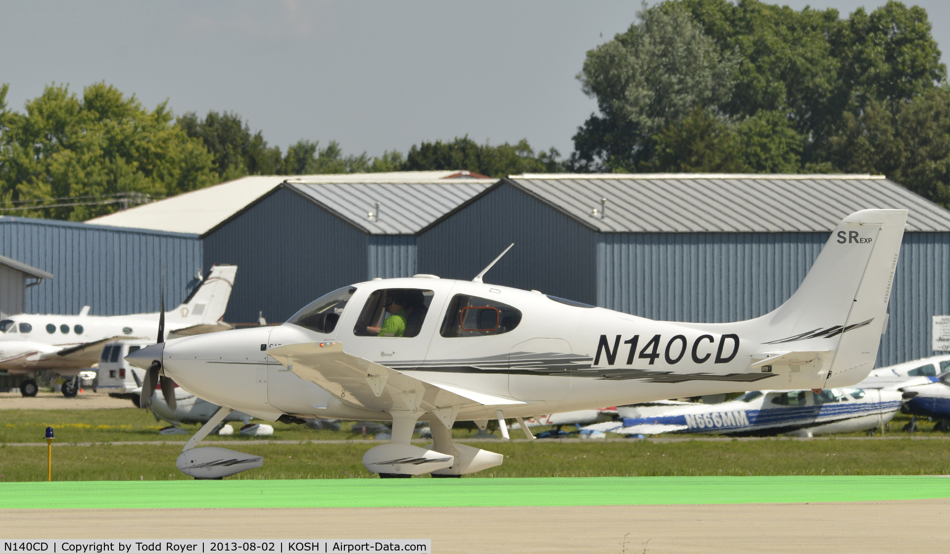 N140CD, 2001 Cirrus SR20 C/N 1023, Airventure 2013