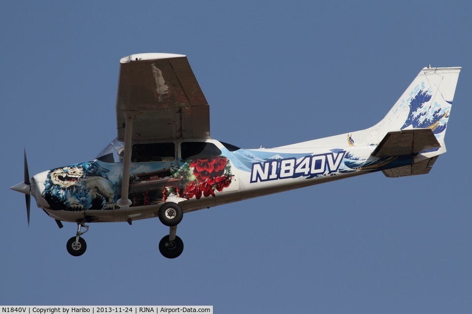 N1840V, 1974 Cessna 172M C/N 17263767, Fantastic paint job with the motif of Okinawa.