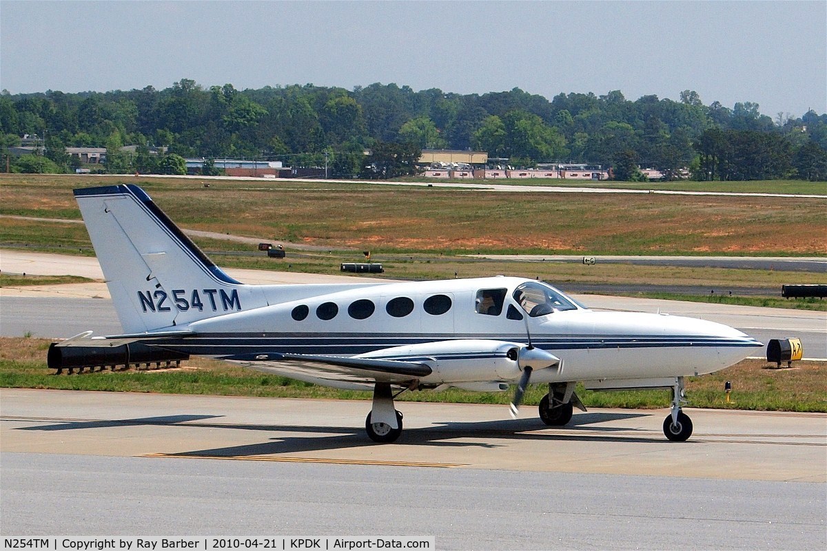 N254TM, 1979 Cessna 414A Chancellor C/N 414A0254, Cessna 414A Chancellor [414A-0254] Atlanta-Dekalb Peachtree~N 21/04/2010