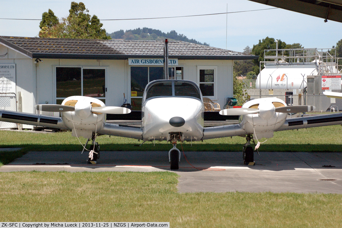 ZK-SFC, Piper PA-34-200T C/N 34-7770054, At Gisborne