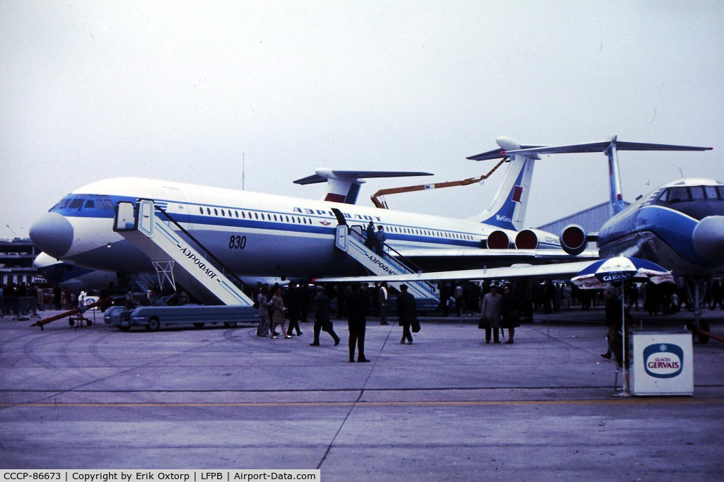 CCCP-86673, 1968 Ilyushin Il-62 C/N 70303, CCCP-86673 at the 1971 Paris Air show