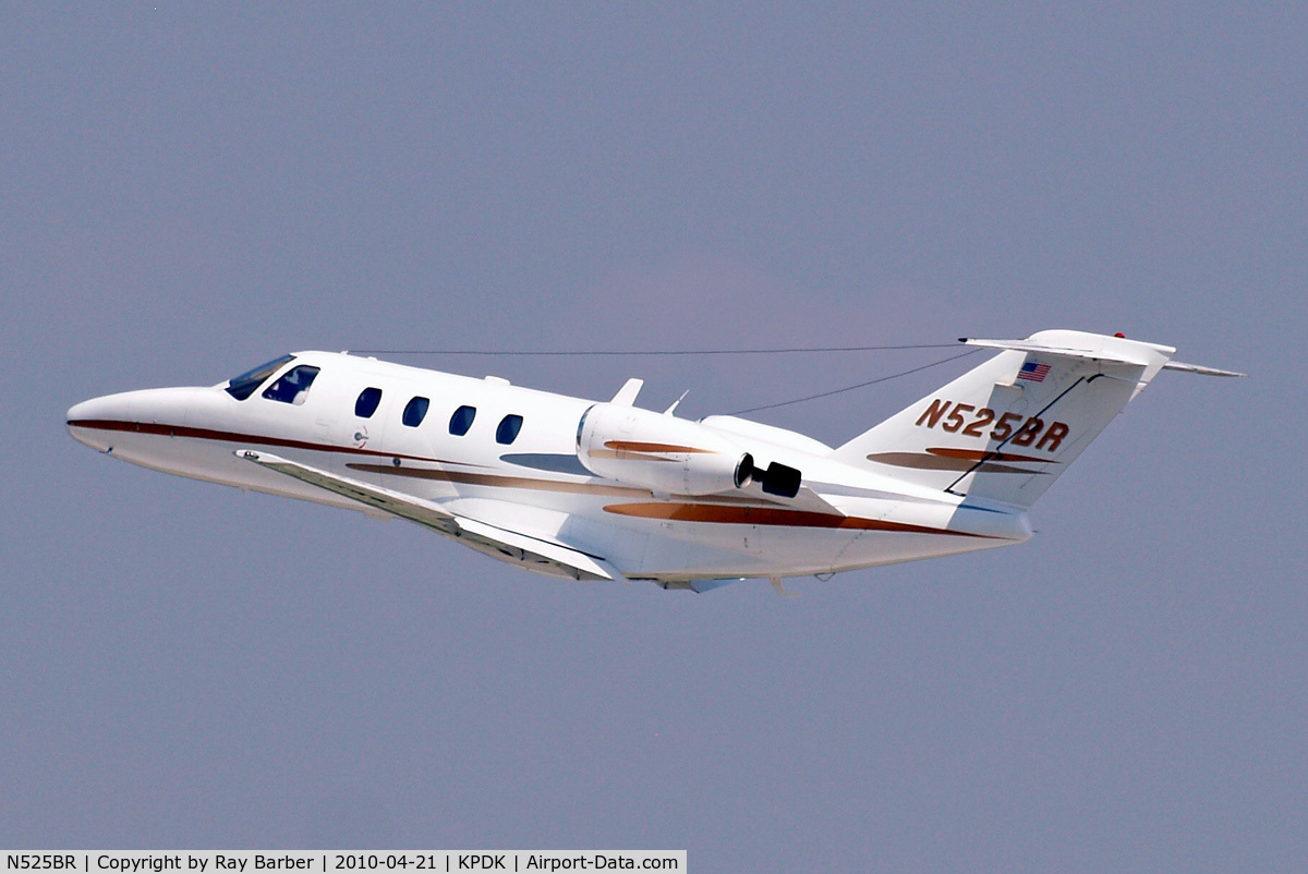 N525BR, 2001 Cessna 525 CitationJet CJ1 C/N 525-0444, Cessna Citationjet CJ1 [525-0444] Atlanta-Dekalb Peachtree~N 21/04/2010