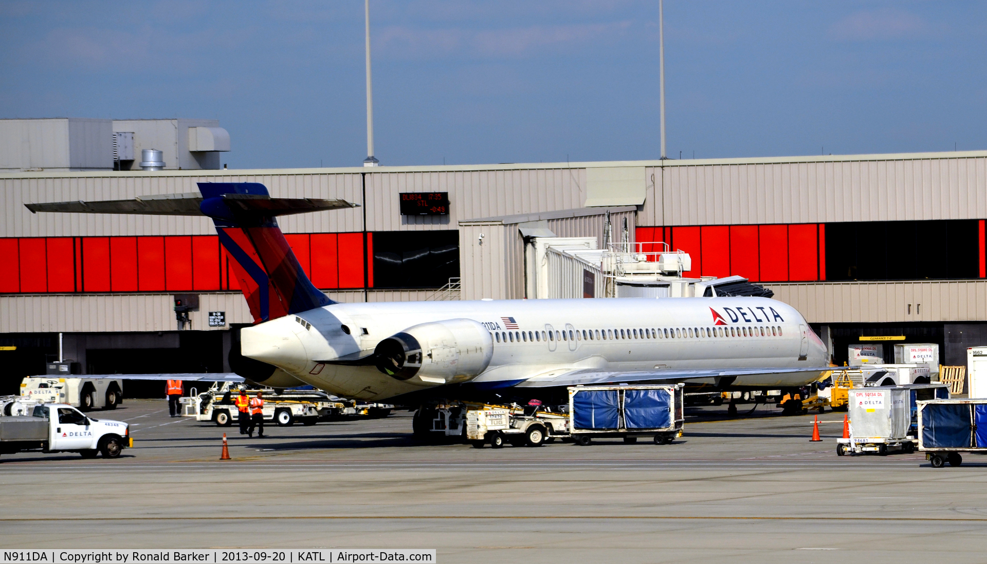 N911DA, 1995 McDonnell Douglas MD-90-30 C/N 53391, Atlanta