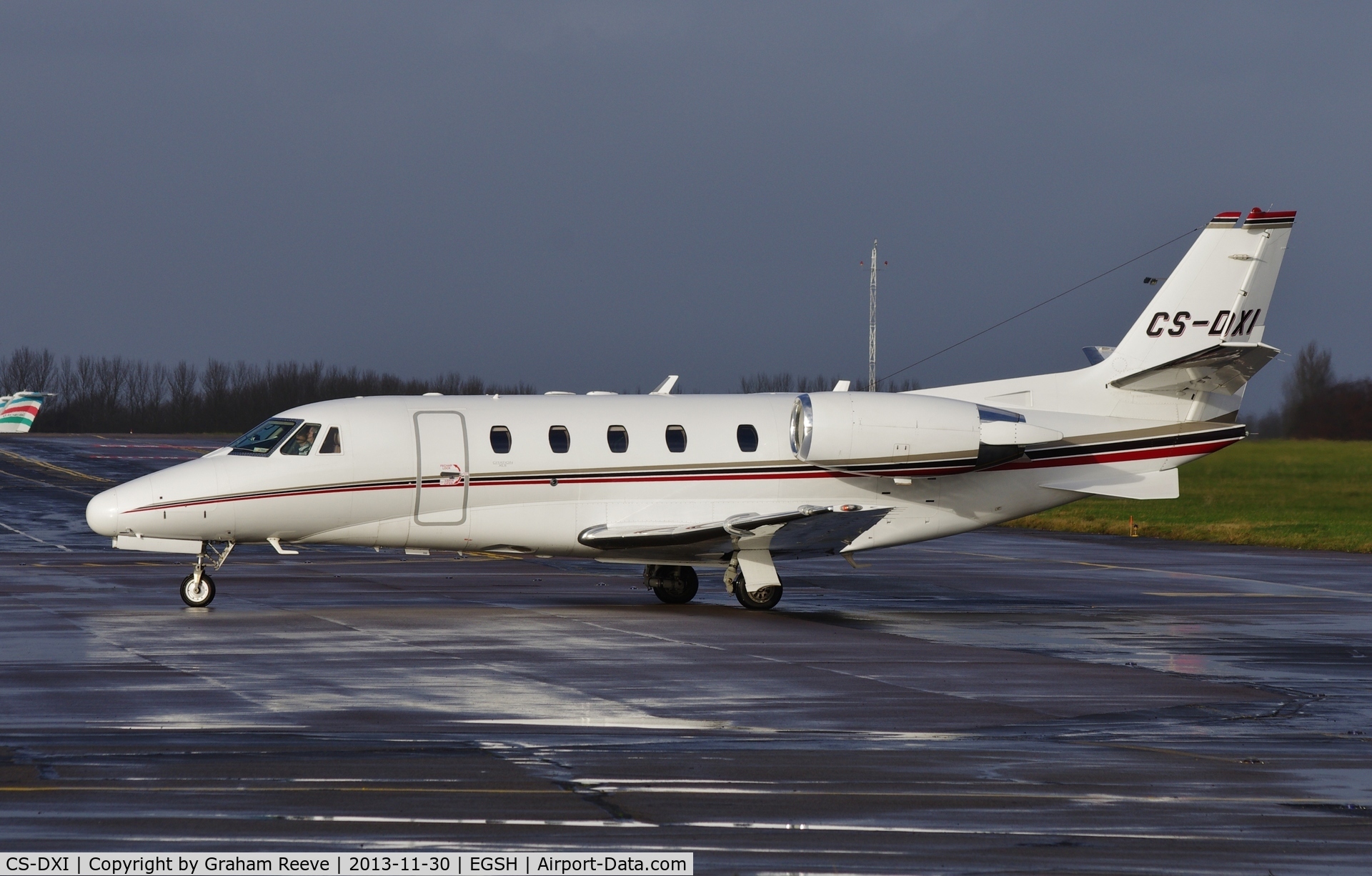 CS-DXI, 2006 Cessna 560 Citation XLS C/N 560-5621, Just landed at Norwich.