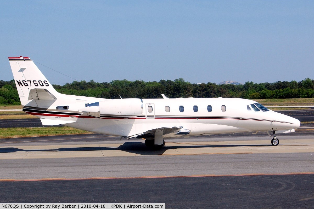 N676QS, 2001 Cessna 560XL Citation Excel C/N 560-5176, Cessna Citation Excel [560-5176] (NetJets) Atlanta-Dekalb Peachtree~N 18/04/2010