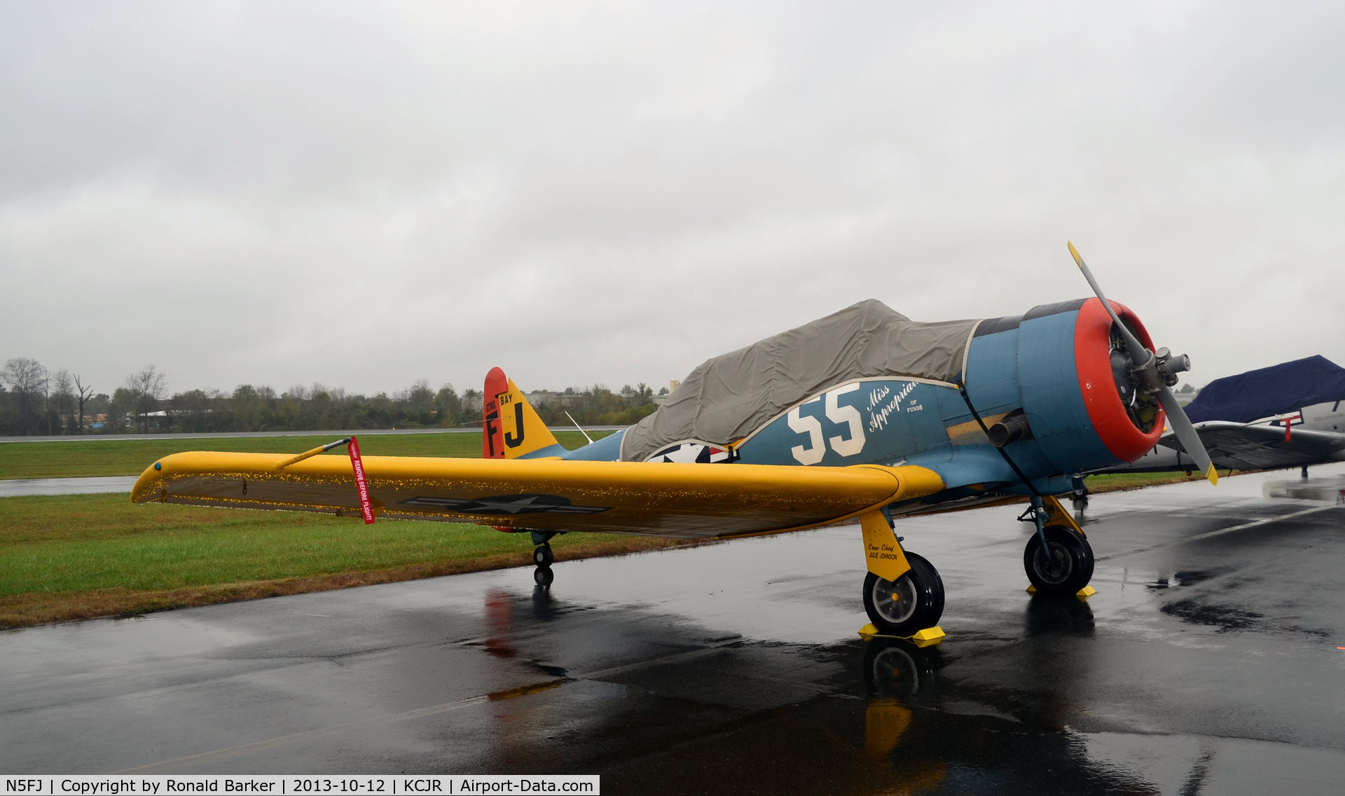 N5FJ, North American AT-6 C/N 88-14705, Culpeper Air Fest 2013