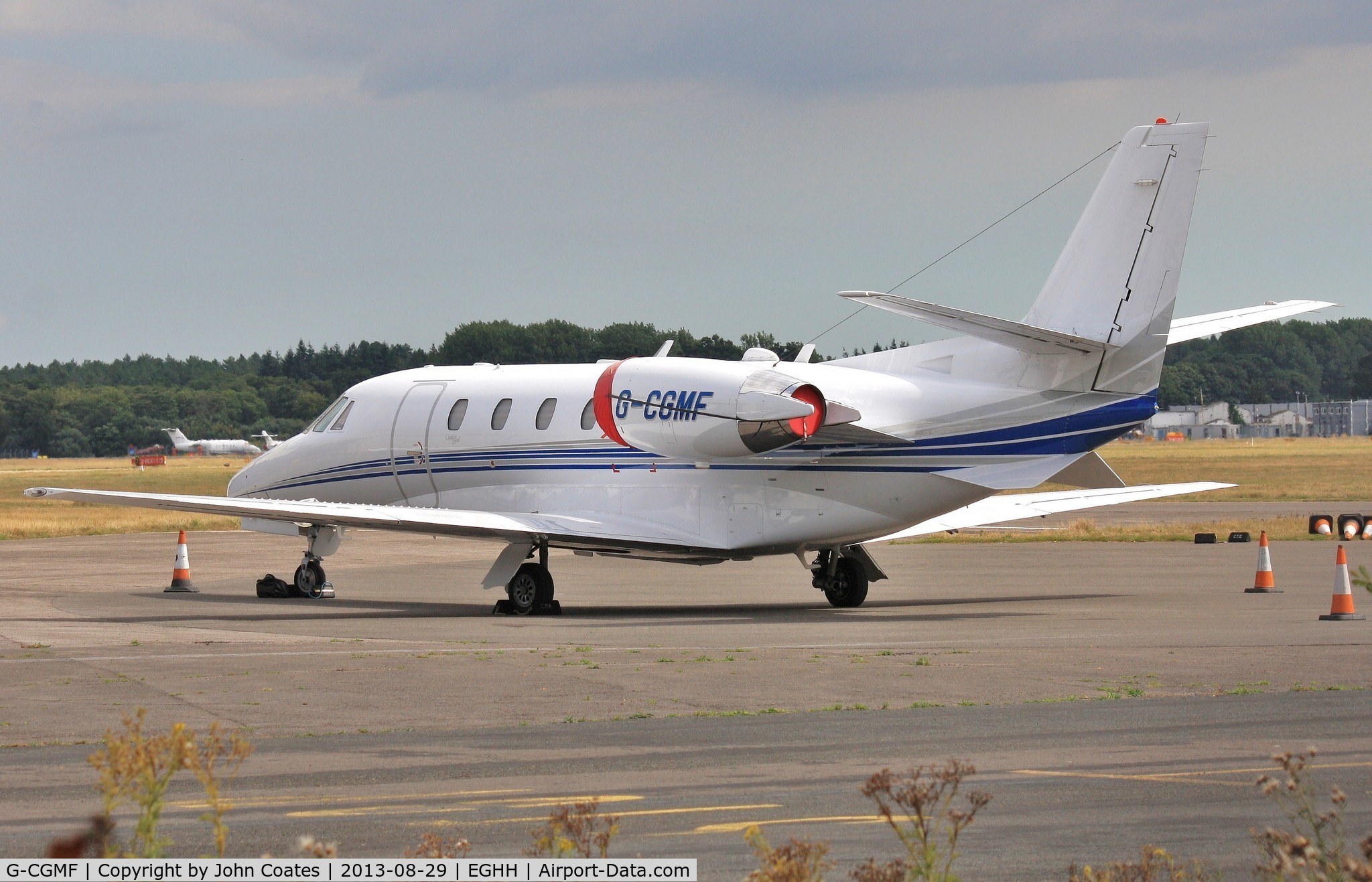 G-CGMF, 2002 Cessna 560 Citation Excel C/N 560-5271, Visiting CSE