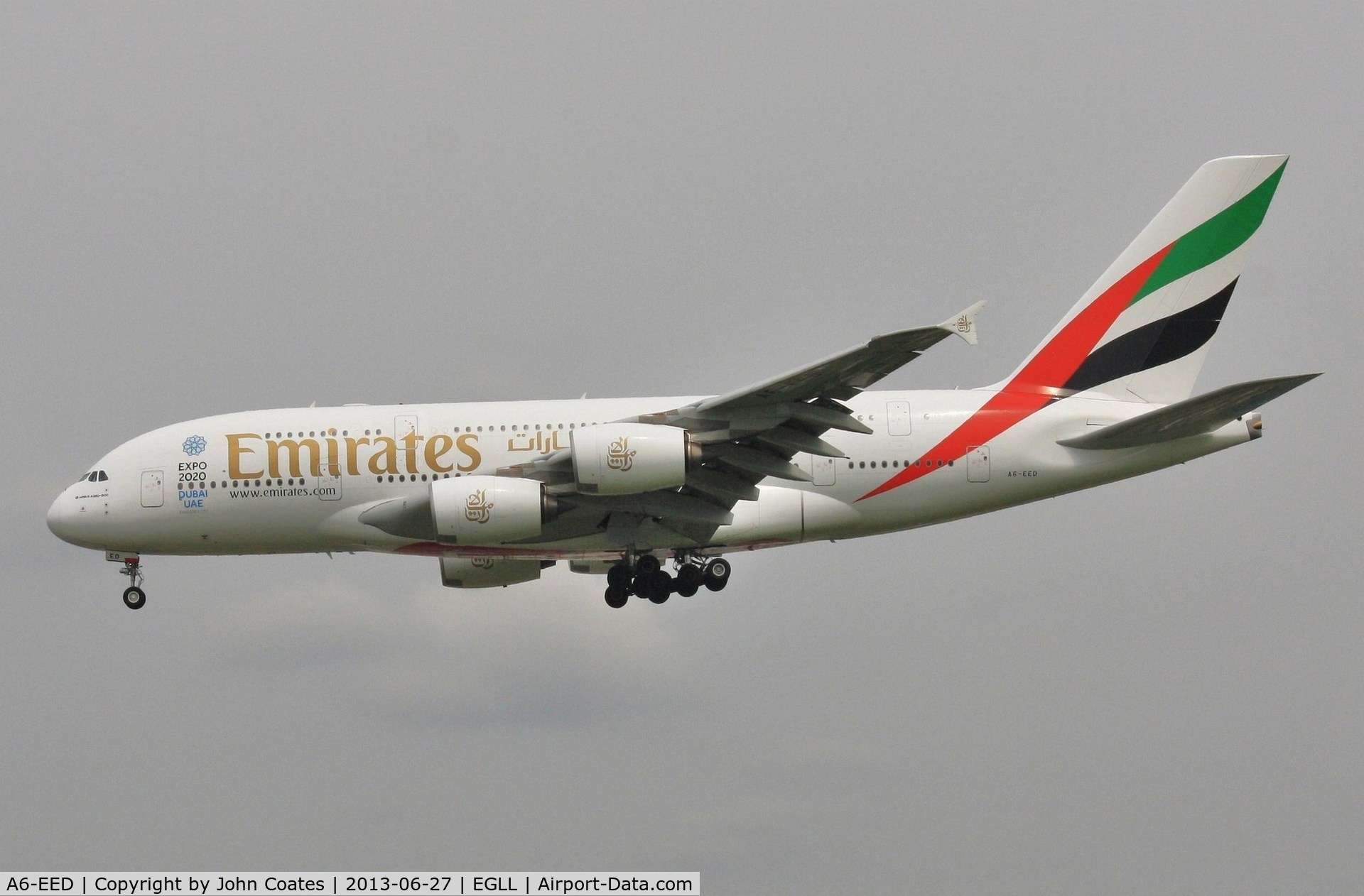 A6-EED, 2012 Airbus A380-861 C/N 111, Finals to 27L - Expo 2020 Dubai logos