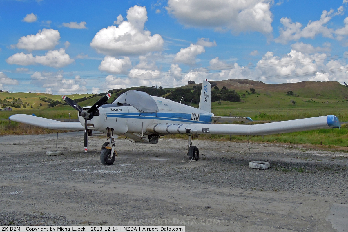 ZK-DZM, NZ Aerospace FU24-950 C/N 214, At Dargaville