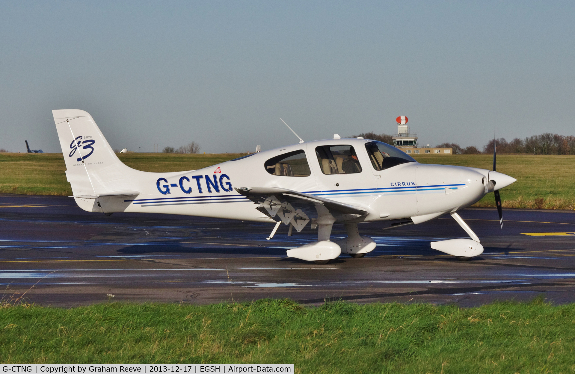 G-CTNG, 2008 Cirrus SR20 C/N 2012, About to depart.