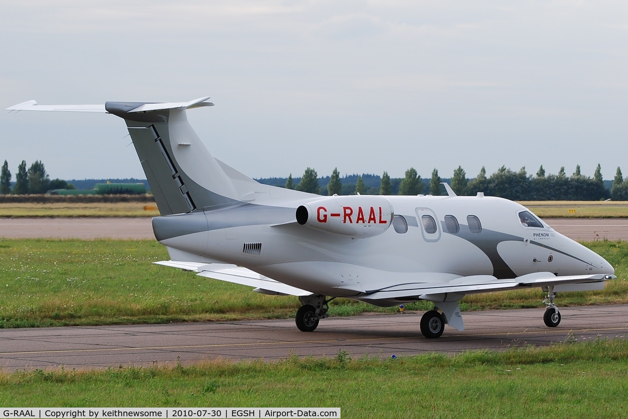 G-RAAL, 2010 Embraer EMB-500 Phenom 100 C/N 50000151, Nice visitor !