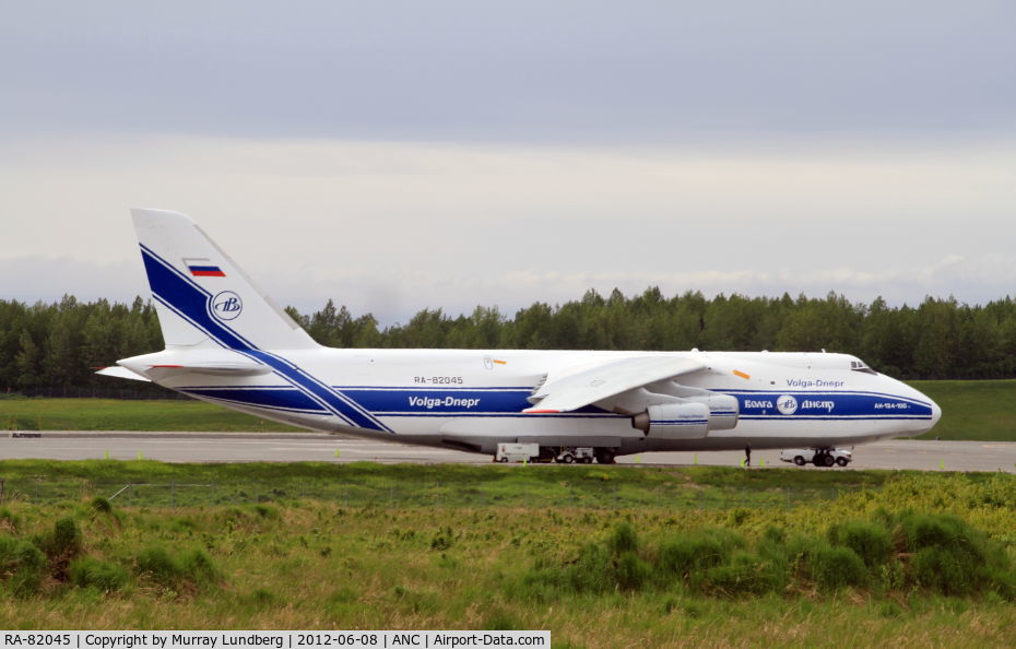RA-82045, 1991 Antonov An-124-100 Ruslan C/N 9773052255113, Parked at Anchorage, Alaska.