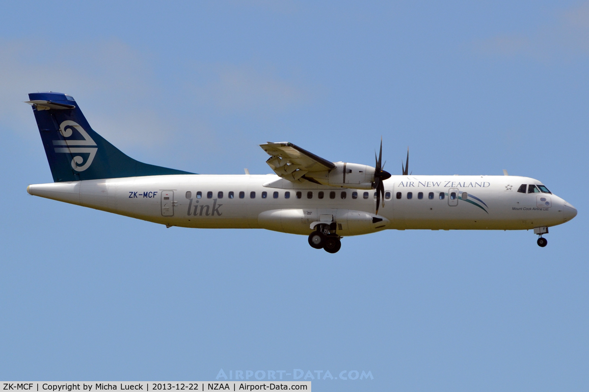 ZK-MCF, 1999 ATR 72-212A C/N 600, At Auckland