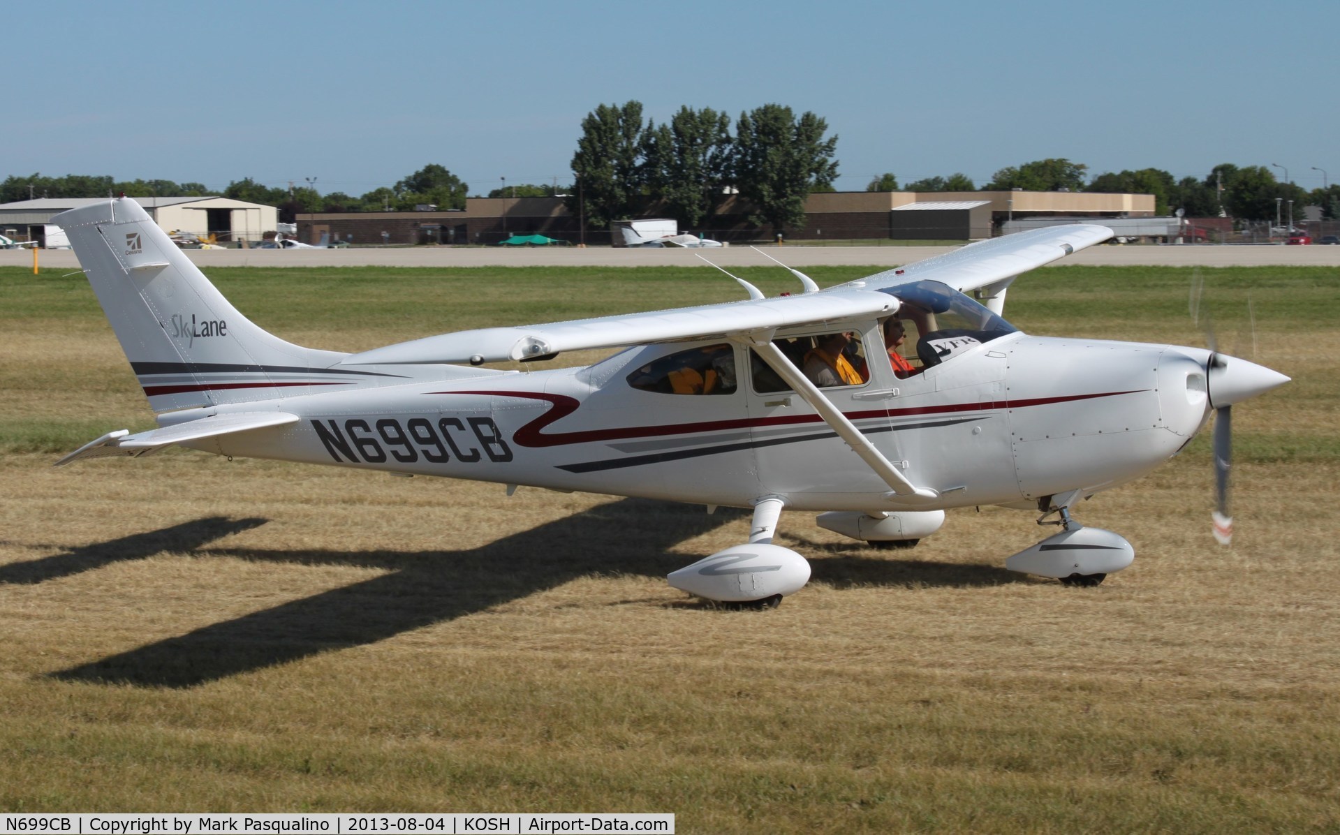 N699CB, 2001 Cessna 182T Skylane C/N 18281033, Cessna 182T