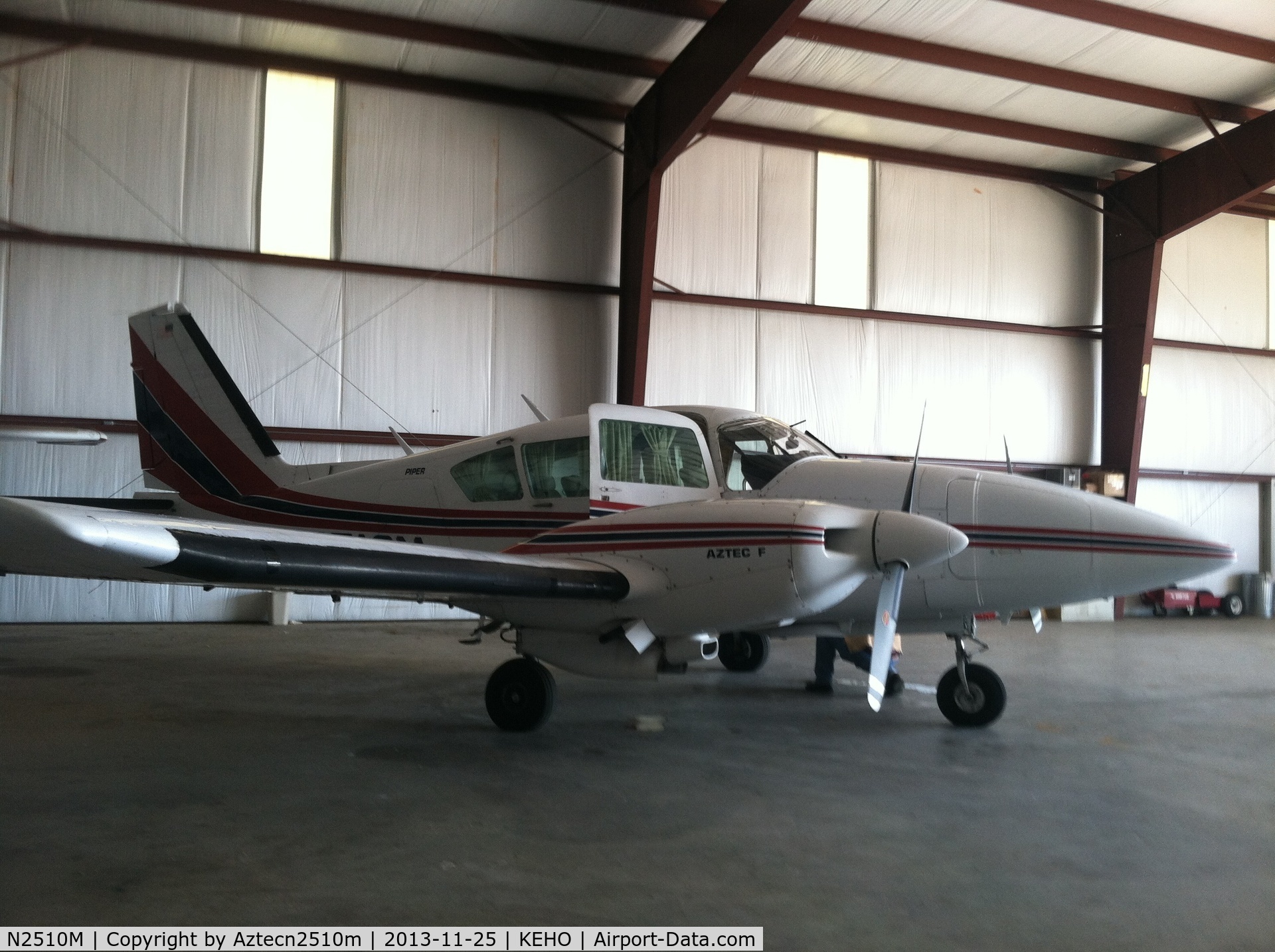 N2510M, 1979 Piper PA-23-250 Aztec C/N 27-7954070, In its hangar.