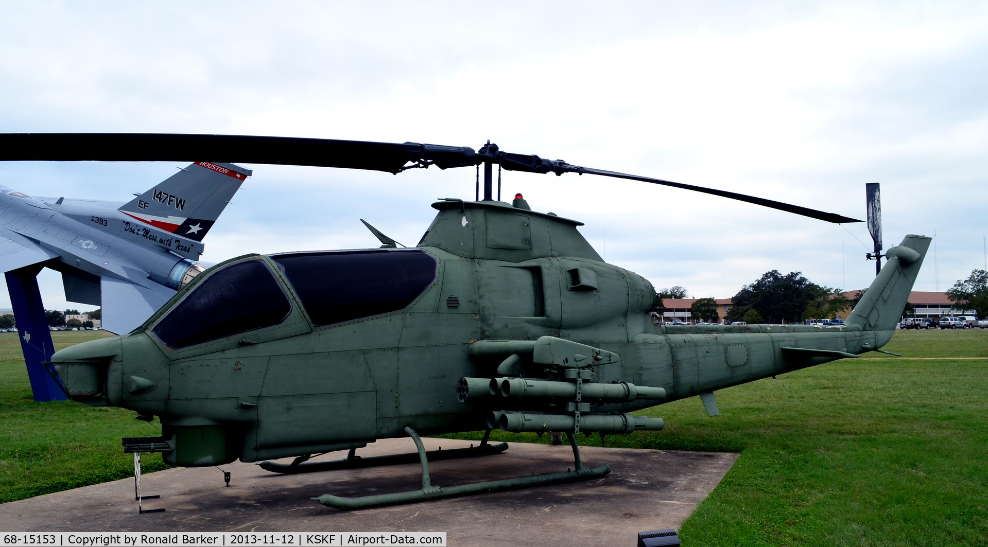 68-15153, 1968 Bell AH-1G Cobra C/N 20687, Camp Mabry, TX