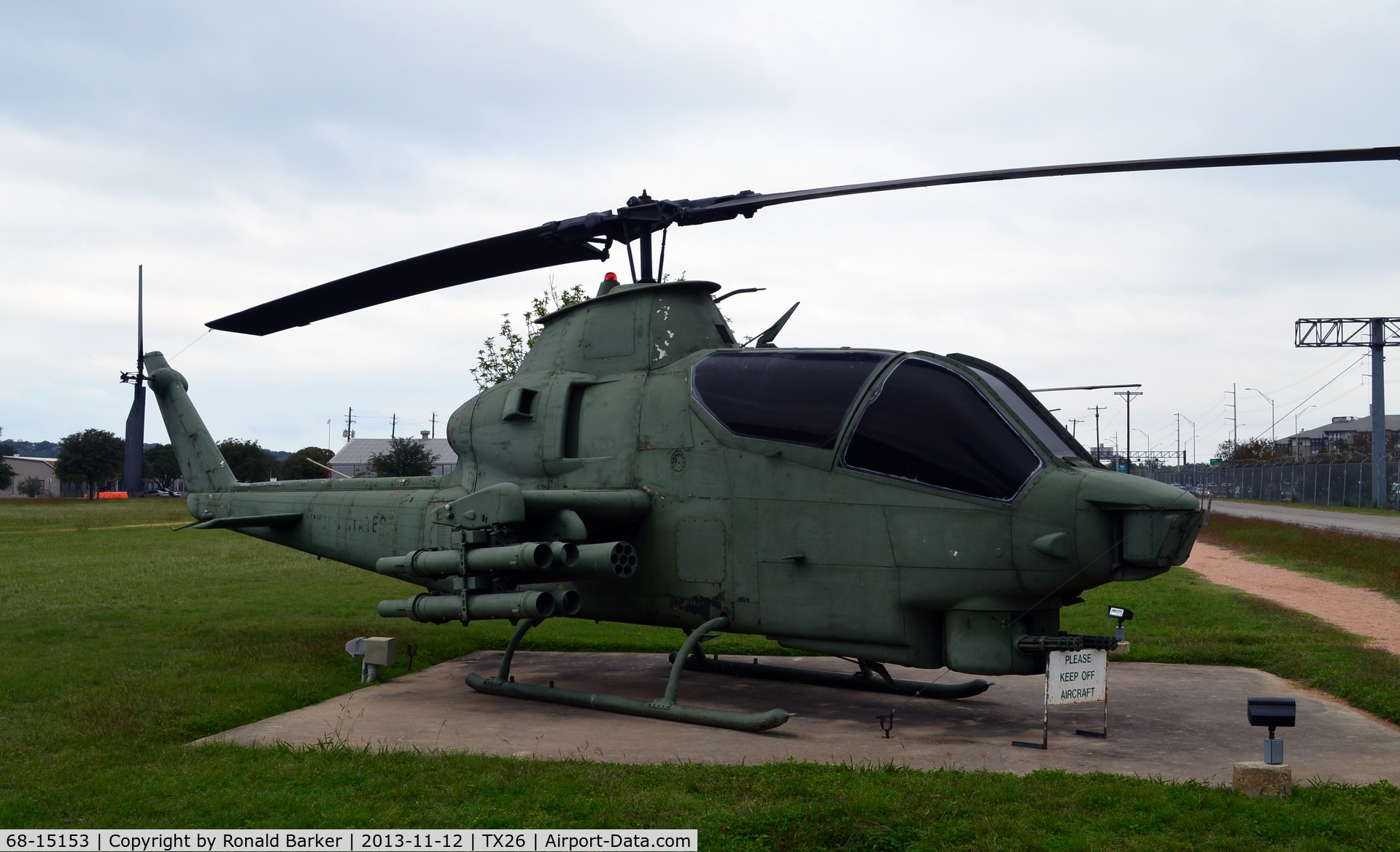 68-15153, 1968 Bell AH-1G Cobra C/N 20687, Camp Mabry, TX