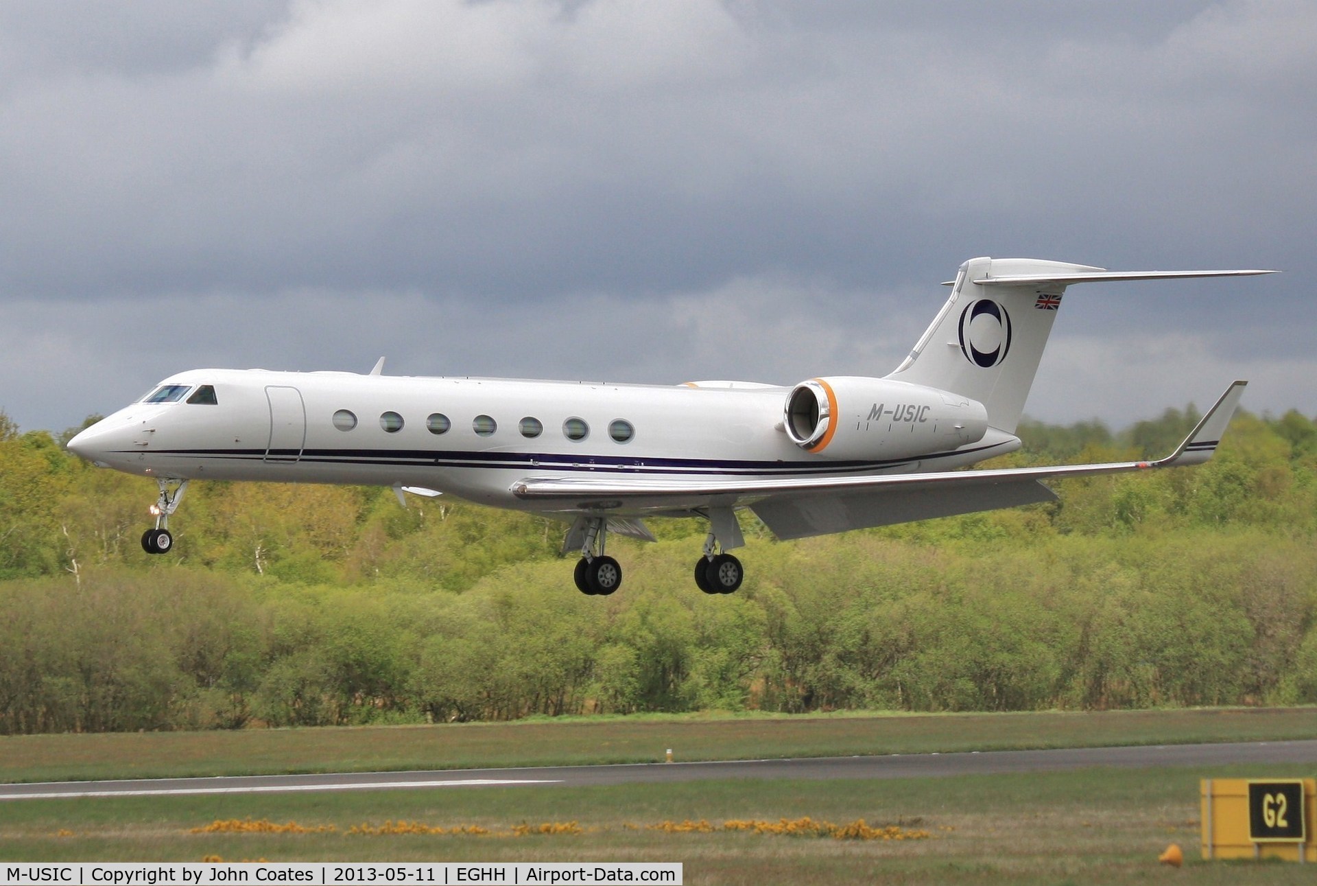 M-USIC, 2012 Gulfstream Aerospace V-SP G550 C/N 5394, About to touchdown 26