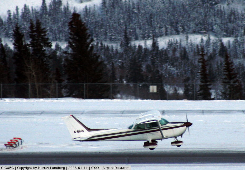 C-GUEG, Cessna 172M C/N 17266885, Taking off at Whitehorse, Yukon